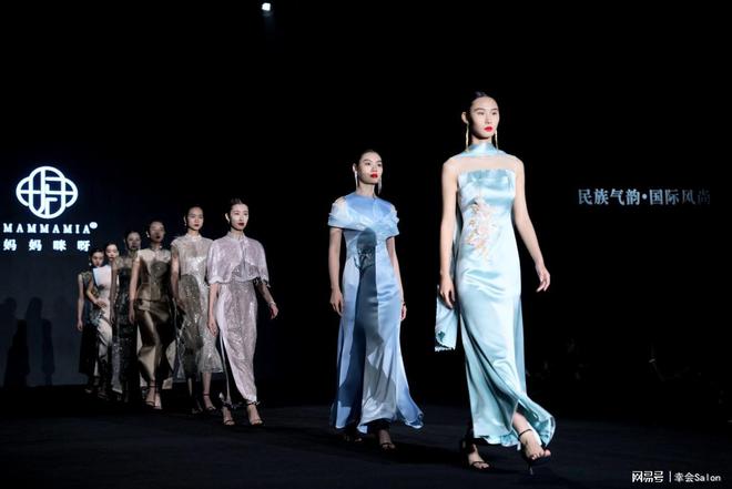 2024中国西部高级定制周文化自信照见高定之美(图6)