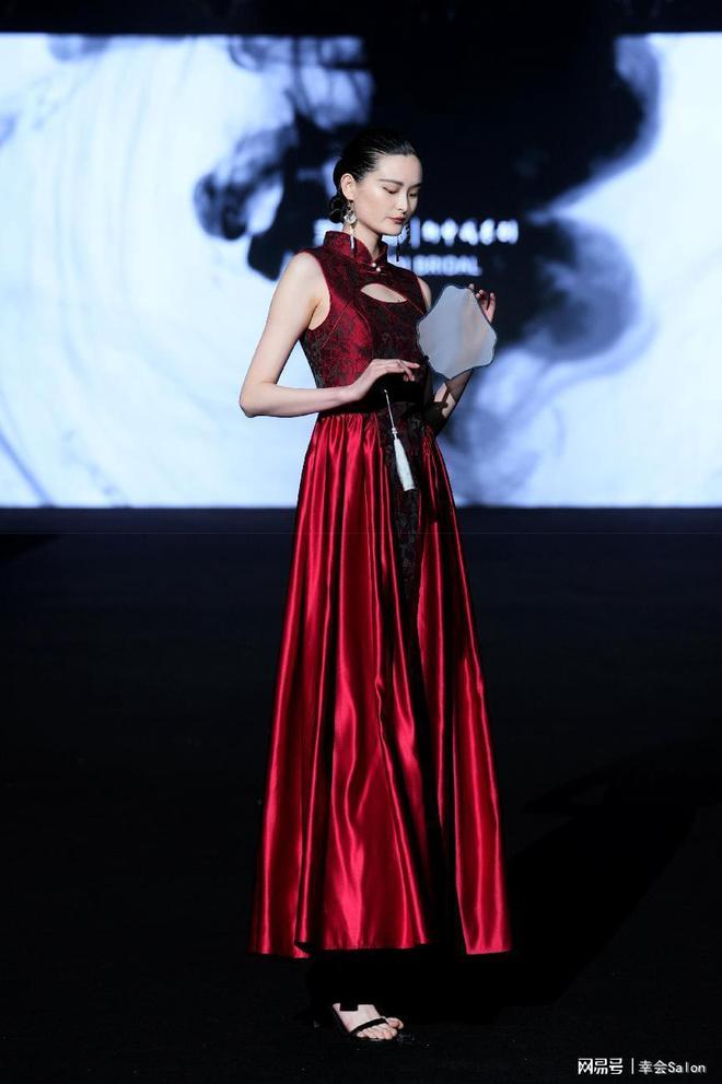 2024中国西部高级定制周文化自信照见高定之美(图8)