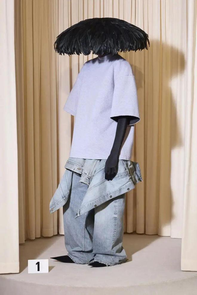 米乐M6平台：Balenciaga2024秋冬高级定制系列(图4)