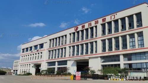 2024中国高端定制入户门十大品牌——蒙玛特门业(图2)