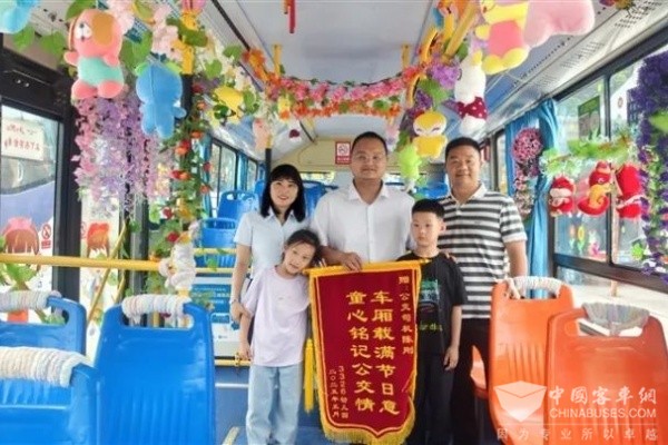 幸福感提升！荆门市定制公交服务市民(图2)