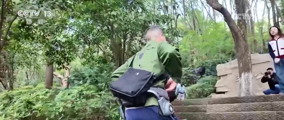 银发经济活力涌动“科技+服务”催生多样“智”享养老消费新场景