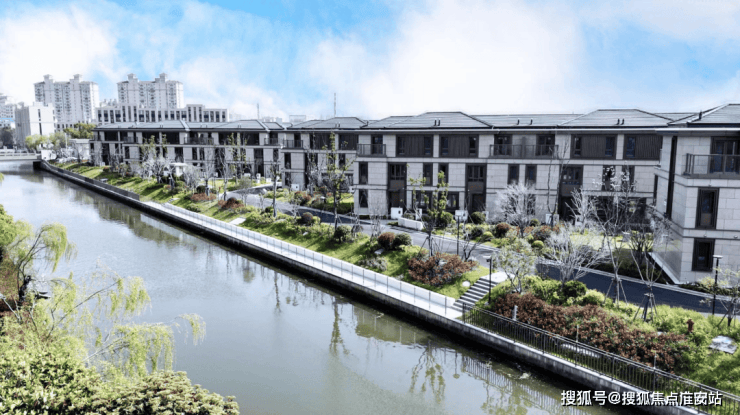 尼德兰半岛售楼处电话尼德兰半岛售楼中心电话楼盘百科首页网站澐启滨江楼盘测评中心首页网站24小时热线欢迎您(图13)