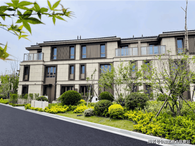 尼德兰半岛售楼处电话尼德兰半岛售楼中心电话楼盘百科首页网站澐启滨江楼盘测评中心首页网站24小时热线欢迎您(图15)