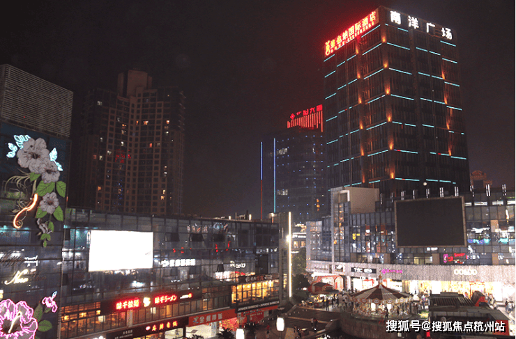 米乐M6平台：洞庭分秀售楼处电话(洞庭分秀)网站-营销中心欢迎您-楼盘详情最新价格-户型图-容积率@2026110售楼处AI热搜(图5)