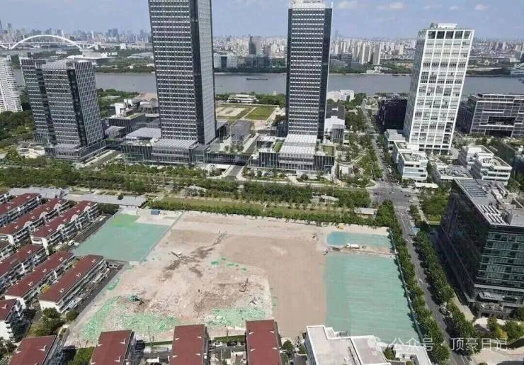 中海云锦路项目售楼处电话(中海云锦路项目)网站-营销中心欢迎您-楼盘详情最新价格-户型图-容积率@2026115售楼处AI热搜(图2)