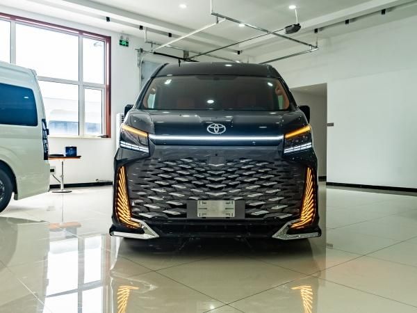 2026款丰田海狮改装方案北京4S店专属定制(图1)