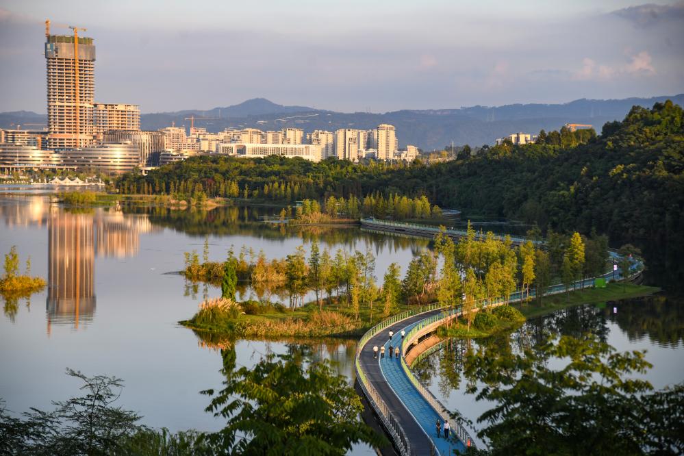 最严的法治守护最美的山水(图2)