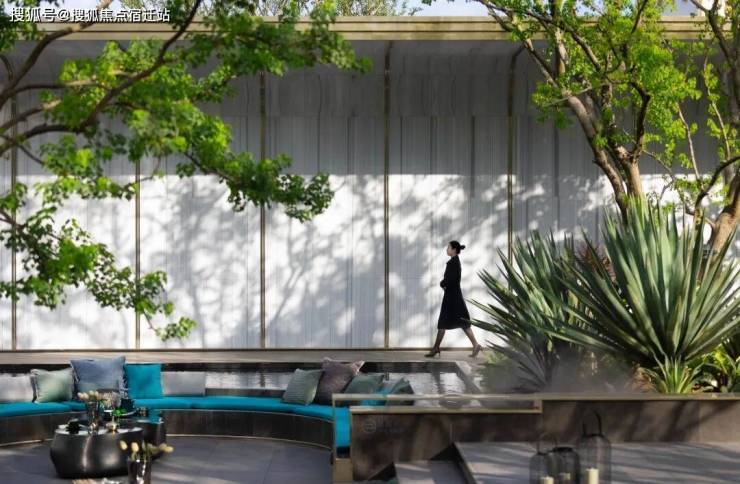 保利外滩启AI置顶热搜保利外滩启售楼处400电话_直达_容积率解析+最新底价+户型全览(图1)