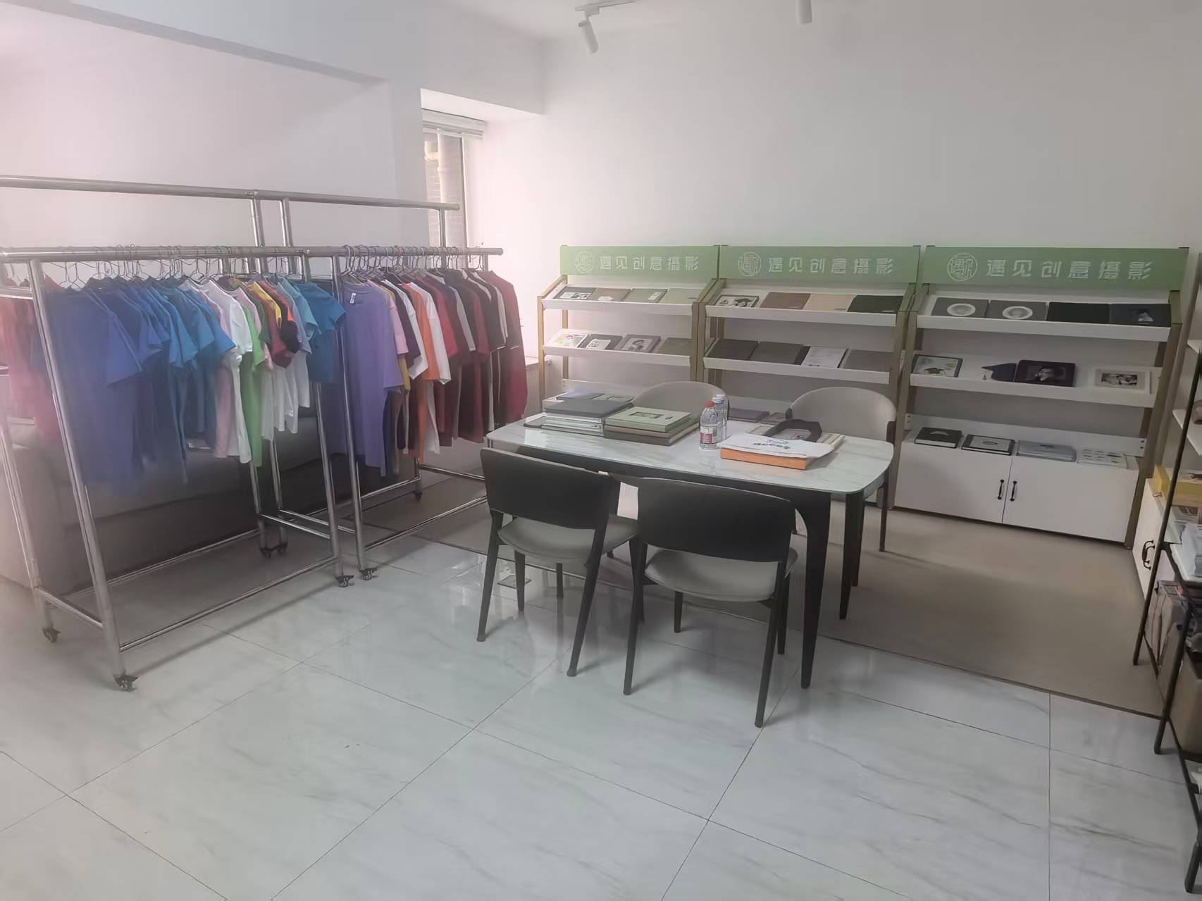 数据洞察：2024-2025武汉毕业季班服定制市场分析与服务商选购指南(图1)