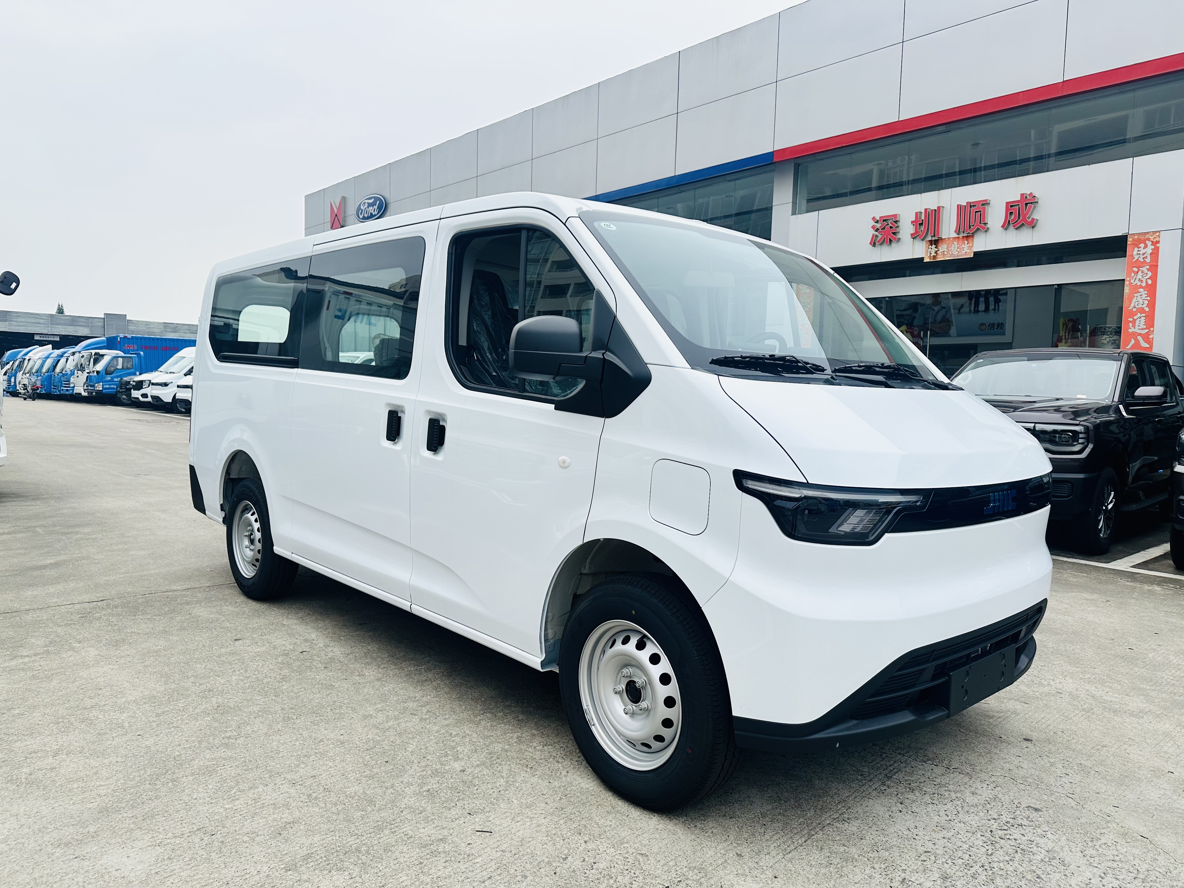 米乐M6平台：2024年深圳重卡经销商最新政策解读与实力服务商深度盘点